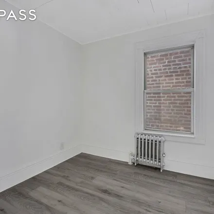 Image 2 - 2 70th Street, New York, NY 11209, USA - Apartment for rent