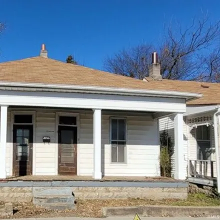 Buy this 2 bed house on 329 West 8th Street in Mount Vernon, IN 47620