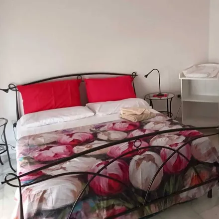 Rent this 2 bed apartment on Reggia di Portici in Via Lorenzo Rocco, 80055 Portici