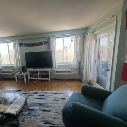 Rent this 2 bed condo on 324 Franklin Street in Cambridge, MA 02139