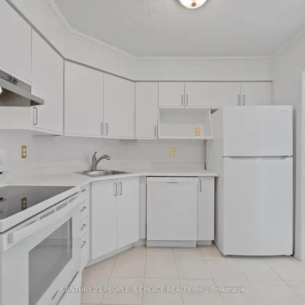 Image 4 - Cascades One, 61 Markbrook Lane, Toronto, ON M9V 4P2, Canada - Apartment for rent