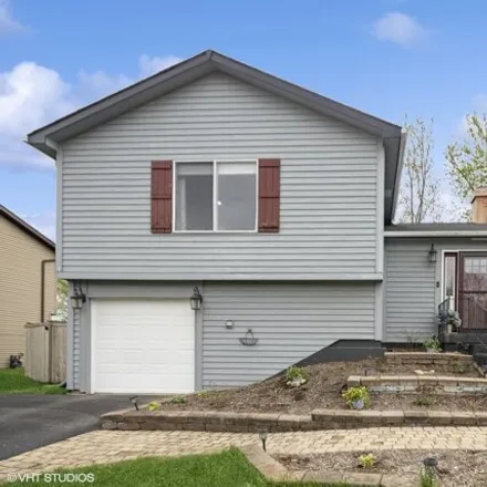 Buy this 3 bed house on 1059 Ridgewood Drive in Bolingbrook, IL 60440