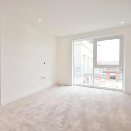 Image 6 - unnamed road, London, W6 9AN, United Kingdom - Apartment for sale