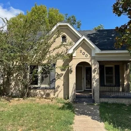 Buy this 2 bed house on 938 Charlotte Street in Henderson, TX 75654