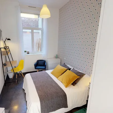 Rent this 5 bed room on 14 bis Rue de Wazemmes in 59024 Lille, France