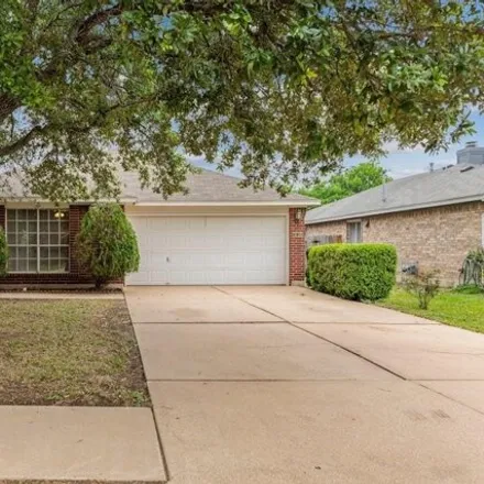 Buy this 3 bed house on 3112 Kissatchie Trail in Round Rock, TX 78664