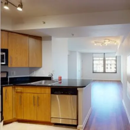 Rent this studio apartment on #723,1021 Garfield Street North in Lyon Park, Arlington