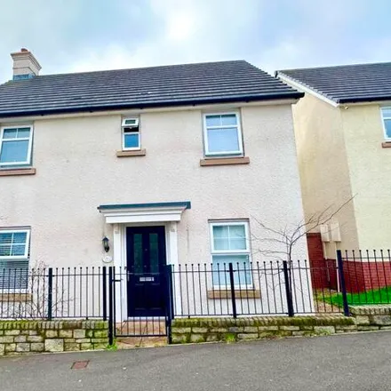 Buy this 4 bed house on Lon Ffion in Torfaen, NP44 1FB