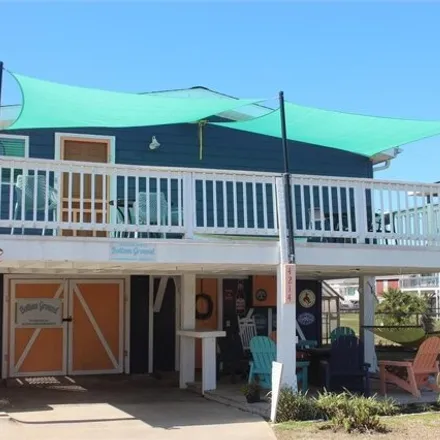 Buy this 3 bed house on 4264 Reeves Drive in Galveston, TX 77554
