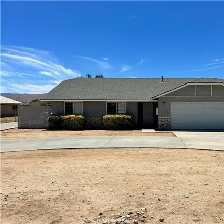 Image 1 - 21572 Bear Valley Outerhighway South, Apple Valley, CA 92308, USA - House for sale