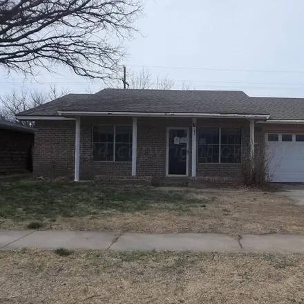 Buy this 4 bed house on 2705 Comanche Trail in Pampa, TX 79065