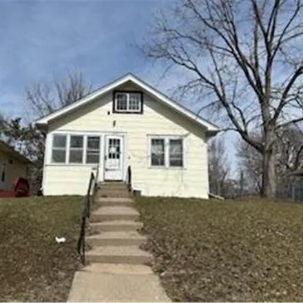 Buy this 1 bed house on 1565 Beech Street in Saint Paul, MN 55106