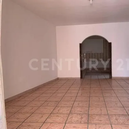 Rent this 3 bed house on Calle Pedro Moreno in Del Valle, 34137 Durango