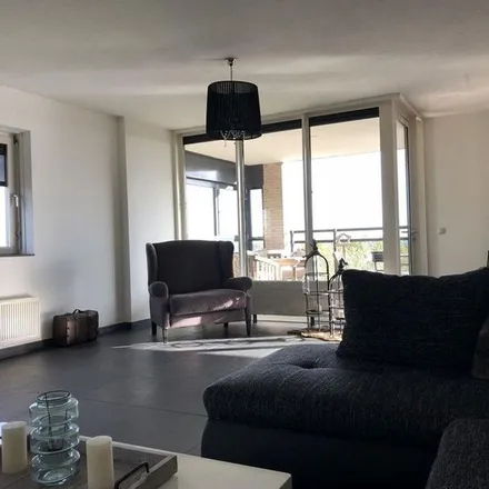 Rent this 3 bed apartment on Wimbledonpark 239 in 1185 XJ Amstelveen, Netherlands