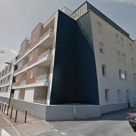 Rent this 2 bed apartment on 31 Rue Docteur Albert Schweitzer in 44800 Saint-Herblain, France