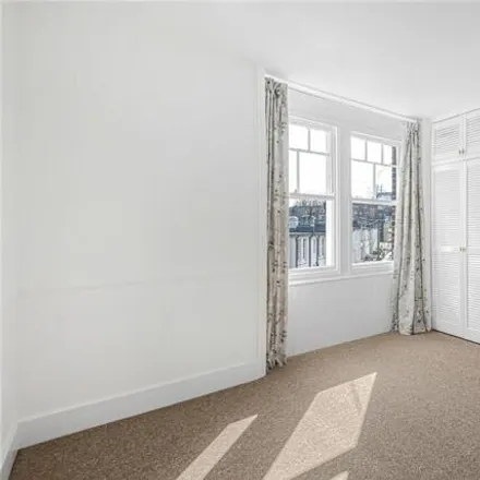 Image 5 - 27 Kingsley Road, Brighton, BN1 5NH, United Kingdom - Townhouse for sale