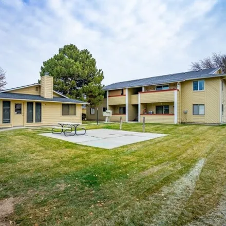 Buy this 2 bed condo on 6853 West Colehaven Lane in Boise, ID 83704