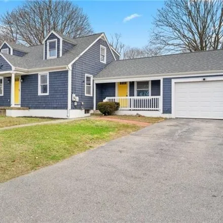 Buy this 3 bed house on 18 Asylum Road in Warren, RI 02885