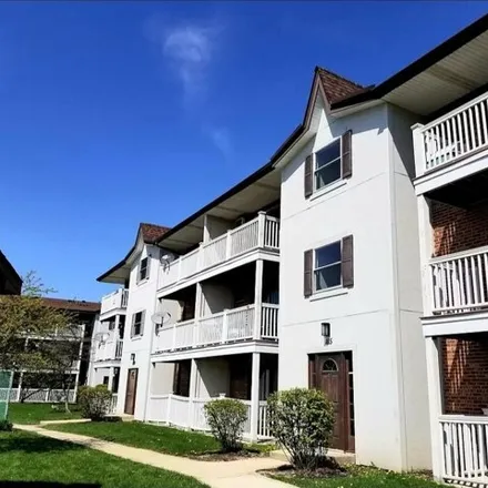 Rent this 2 bed condo on 218 Gregory Street in Aurora, IL 60504