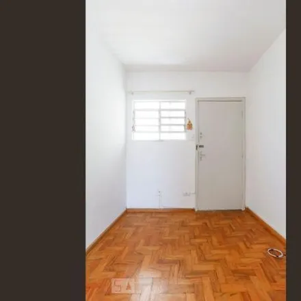 Buy this 2 bed apartment on Rua das Palmeiras 381 in Santa Cecília, São Paulo - SP