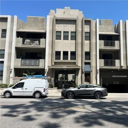 Buy this 2 bed condo on 230 South Jackson Street in Glendale, CA 91210