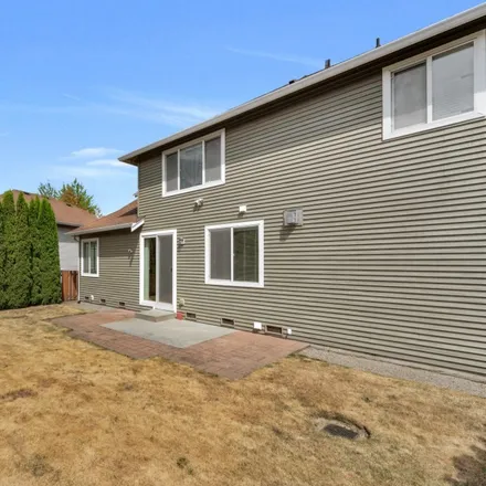 Buy this studio house on 5114 72nd Drive Southeast in Snohomish County, WA 98290