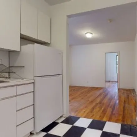 Rent this 1 bed apartment on #15,417 East 65th Street in Upper East Side, Manhattan