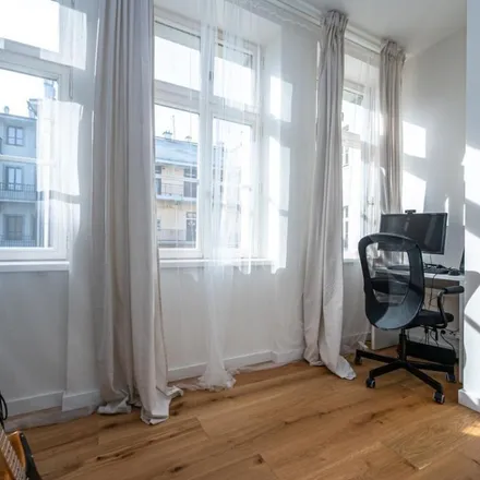 Rent this 3 bed apartment on Římská 526/20 in 120 00 Prague, Czechia