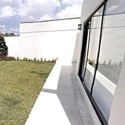 Buy this 3 bed house on Boulevard Club de Golf Tequisquiapan in 76776 Tequisquiapan, QUE