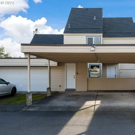 Buy this 3 bed condo on 251 Northeast Village Squire Avenue in Gresham, OR 97030