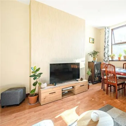 Image 3 - WESTMINSTER ROAD/FOUNTAIN ROAD, Westminster Road, Liverpool, L4 4LQ, United Kingdom - Apartment for sale