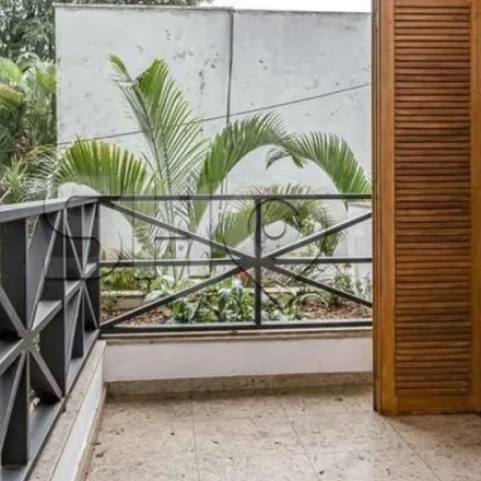 Buy this 5 bed house on Rua Professor Luis Gonzaga Righini in Jardim da Glória, São Paulo - SP