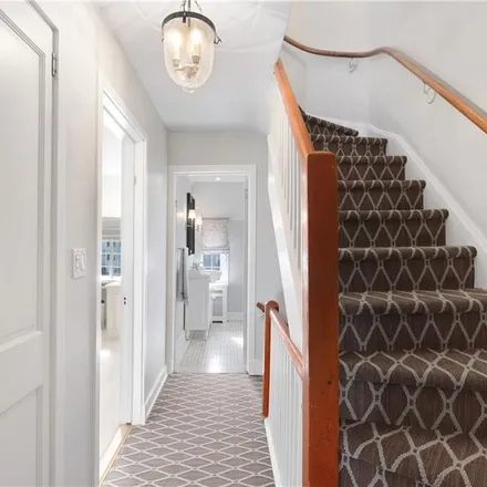 Rent this 3 bed apartment on 9 Kensington Road in Village of Bronxville, NY 10708