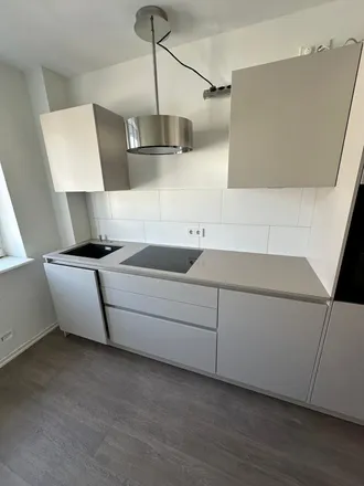 Rent this 2 bed apartment on Königstraße 8 in 22767 Hamburg, Germany