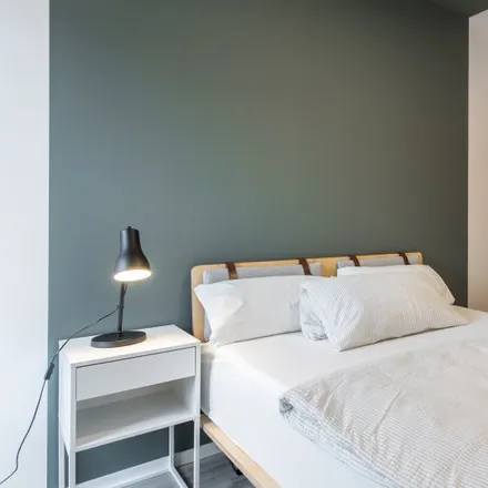 Rent this 4 bed room on Frankfurter Allee 278 in 10317 Berlin, Germany