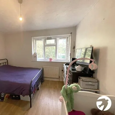 Image 7 - 11, 11 Alice Thompson Close, London, SE12 9PW, United Kingdom - House for sale