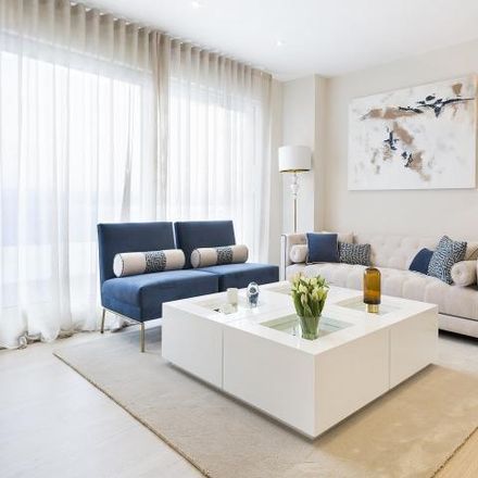 Rent this 5 bed apartment on Rambla de Prim in 2, 08001 Barcelona