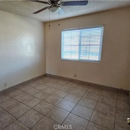 Image 6 - 1087 Pacific Street, San Bernardino, CA 92404, USA - Apartment for rent