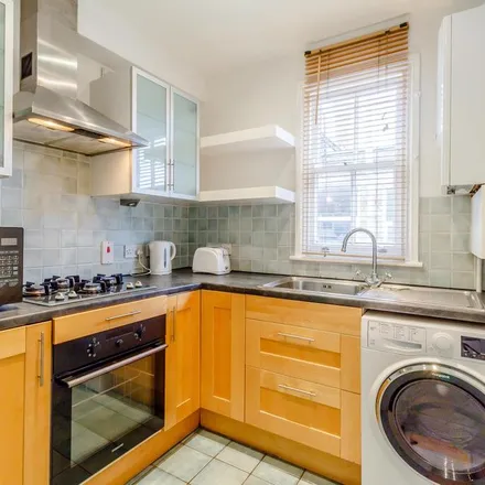 Rent this 1 bed townhouse on Igar Hotel in 110-124 Salusbury Road, London