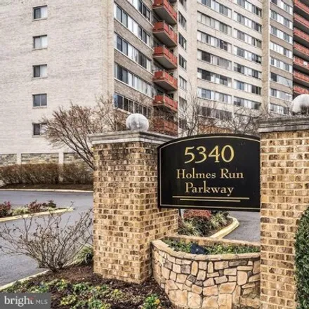 Rent this 1 bed condo on Pavilion On the Park in 5340 Holmes Run Parkway, Alexandria