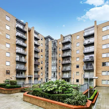 Image 7 - Coxswain Court, 22 Dockyard Lane, Canary Wharf, London, E14 9ZF, United Kingdom - Apartment for rent