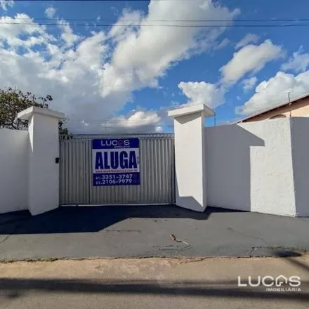 Rent this 3 bed house on Taguatinga Sul in QSD 55, Taguatinga - Federal District