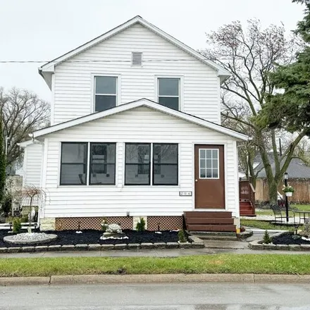 Buy this 3 bed house on 224 Railroad Avenue in Buckley, Iroquois County