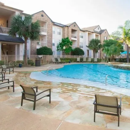Rent this 2 bed apartment on Texas City High School in 5th Avenue North, Heights