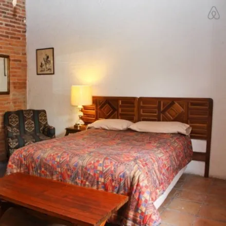 Rent this 2 bed house on El Pueblito in Parque Metropolitano, MX
