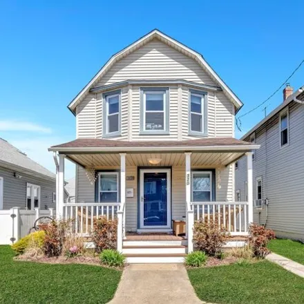 Rent this 3 bed house on 394 Ocean Park Avenue in Bradley Beach, Monmouth County
