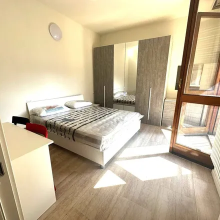 Image 4 - Strada Giuseppe Mazzini 27, 43121 Parma PR, Italy - Apartment for rent
