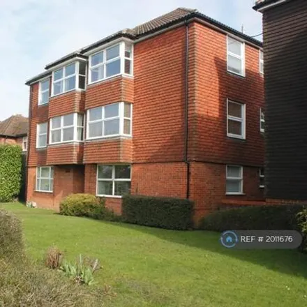 Rent this 2 bed apartment on Marlow Road in Little Marlow, SL8 5PH