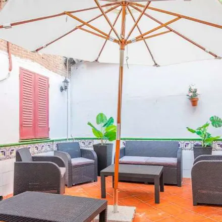 Rent this 6 bed apartment on Calle de la Biota in 1 E, 28039 Madrid