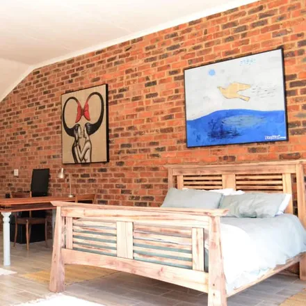 Rent this 1 bed house on Linden in Johannesburg, 2001